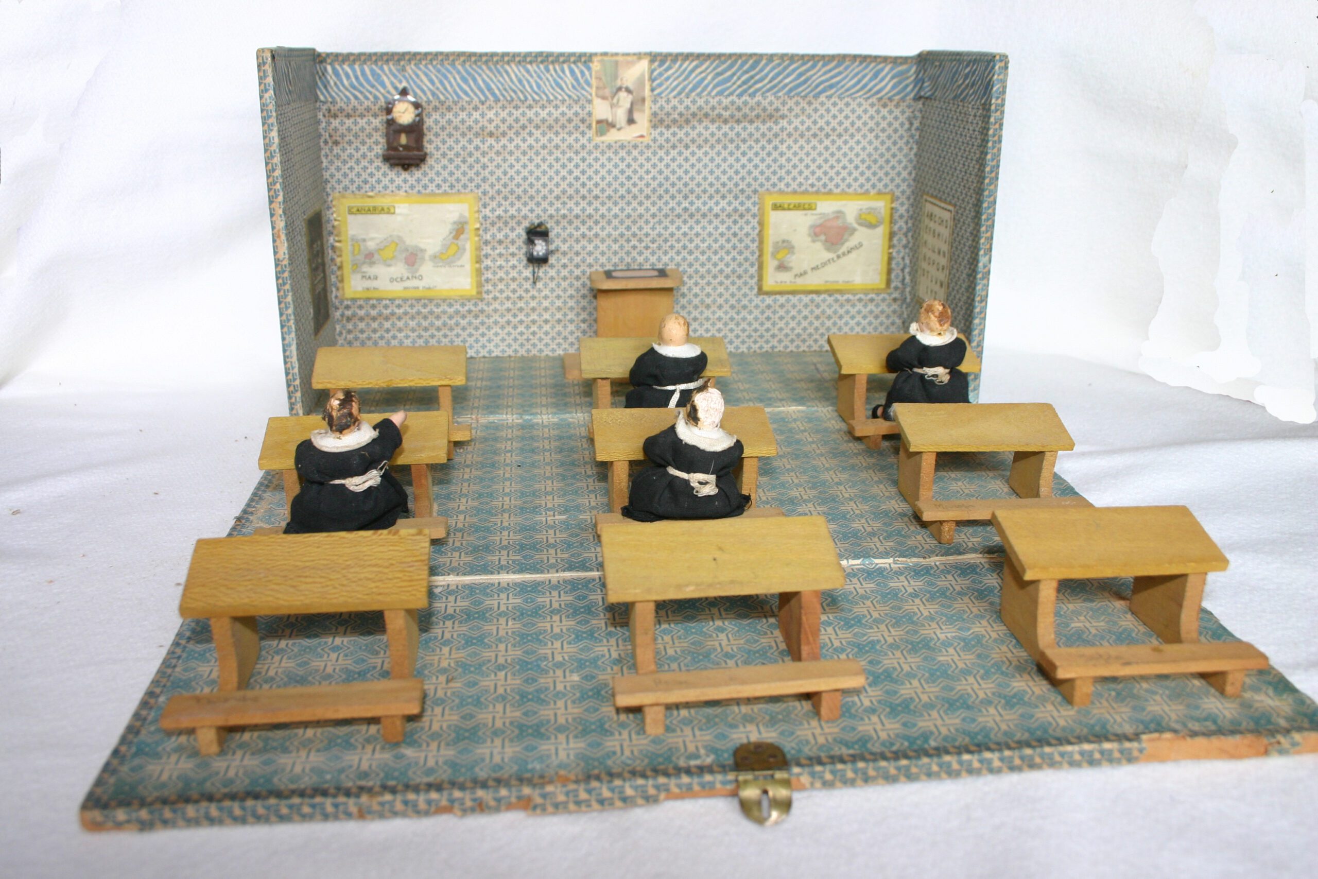 Colección Museo del Juguete Colegio Monjas PALUZIE