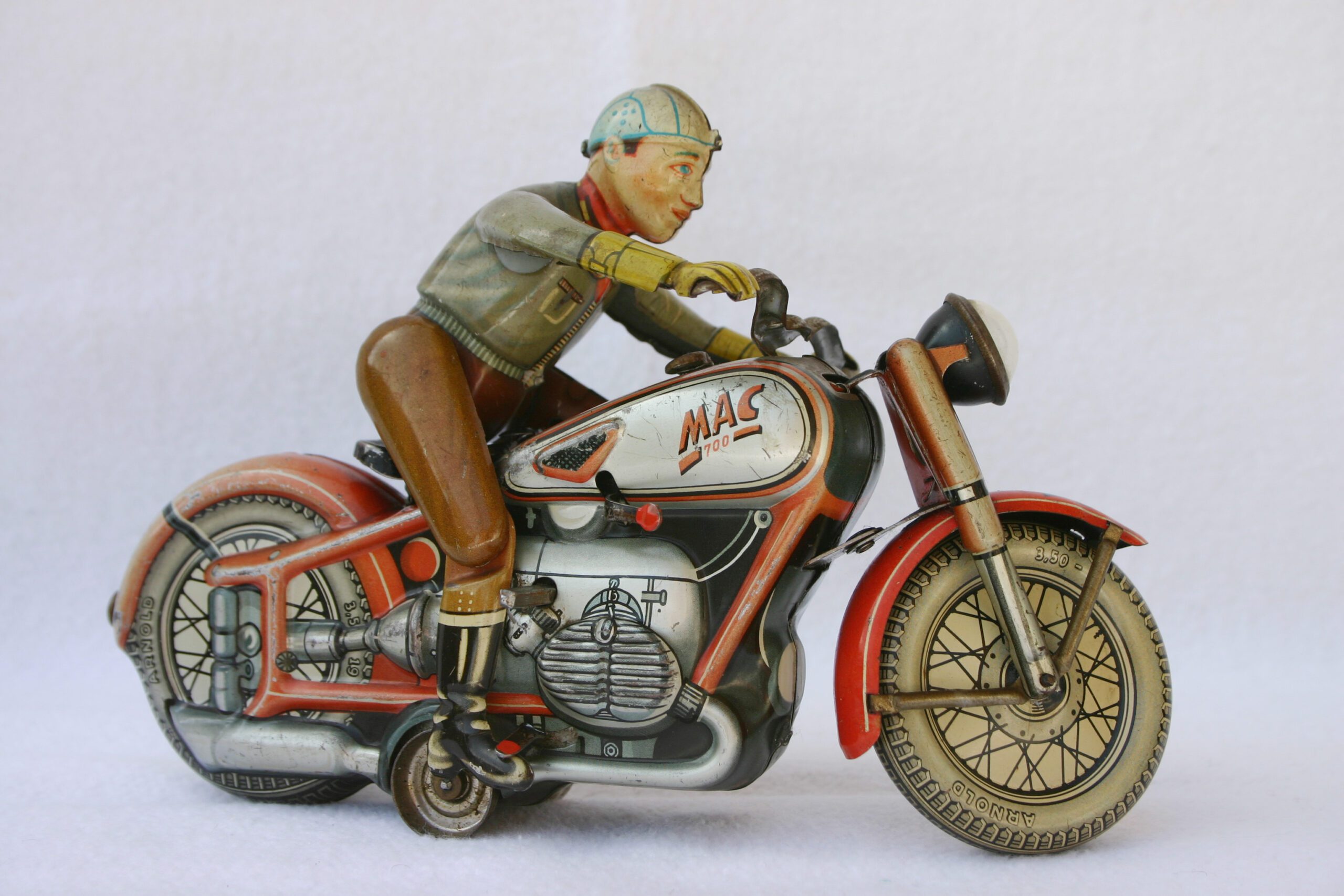 Colección Museo del Juguete Moto Mac ARNOLD