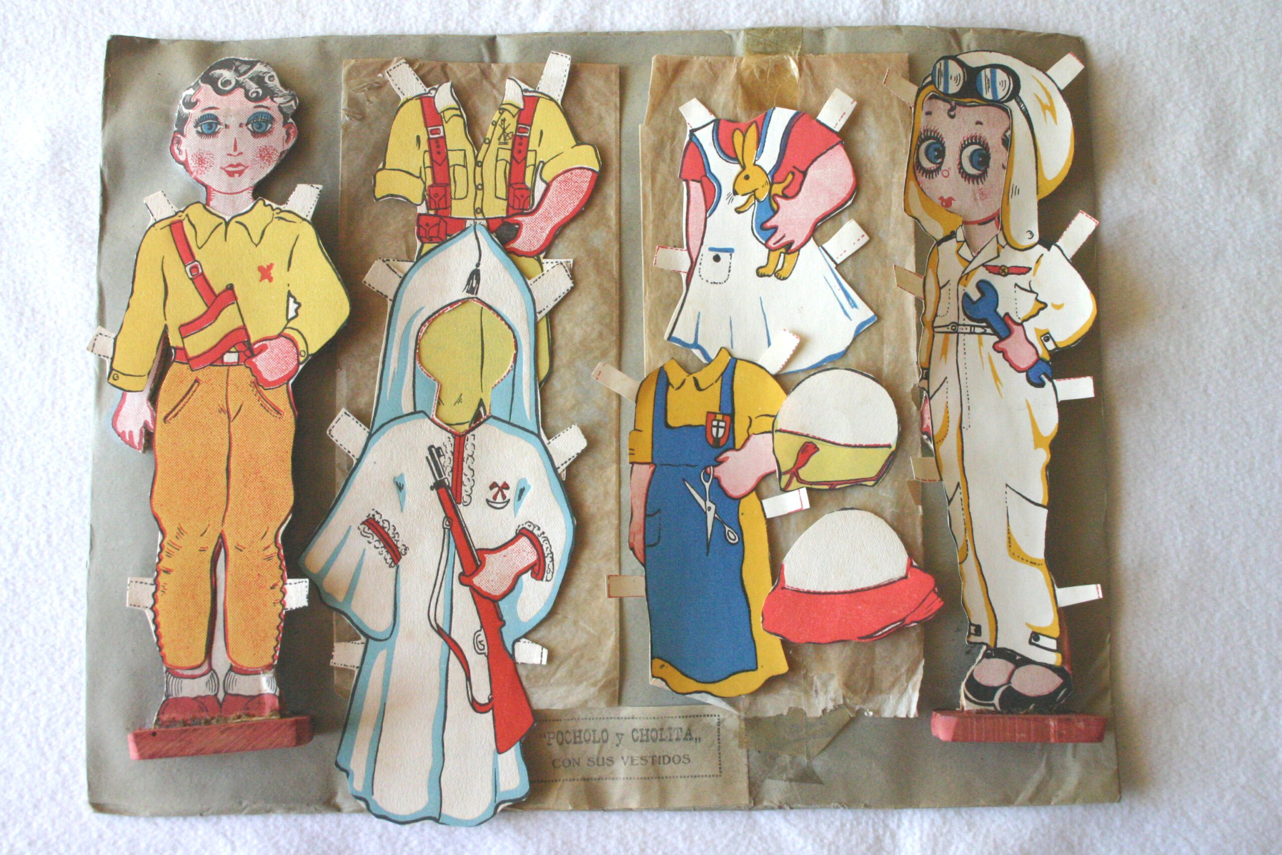 Colección Museo del Juguete POCHOLO CHOLITA Vestidos